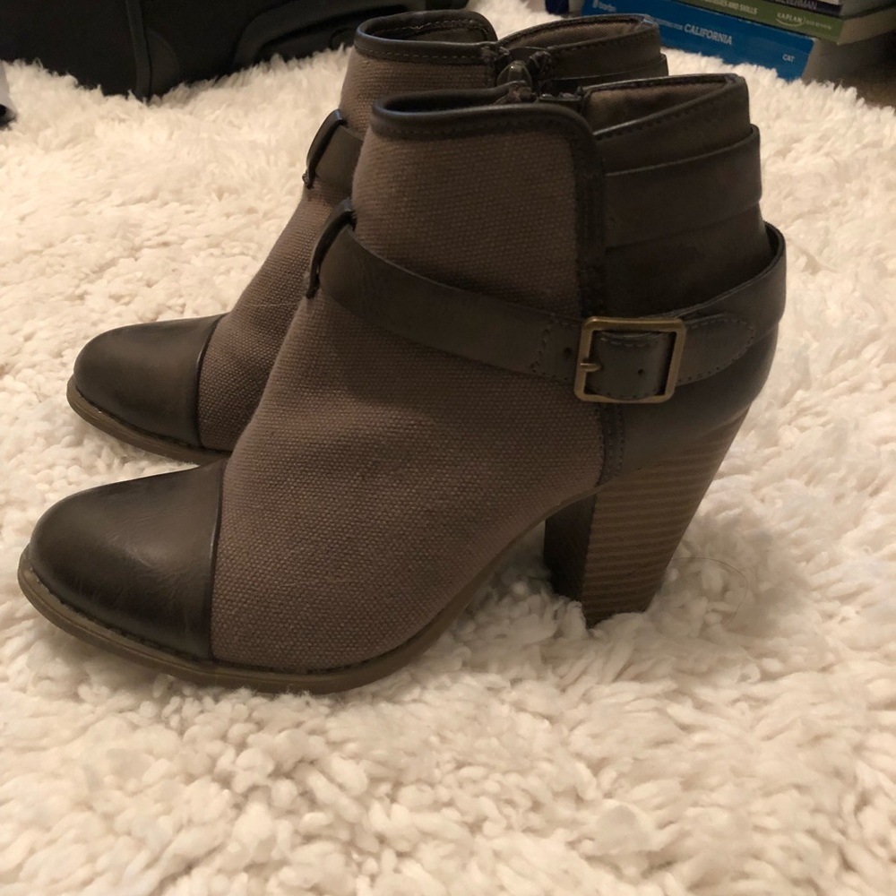 Ankles boots